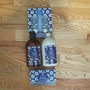 NWT Bolero Plant Based gift set in Coconut & Rose